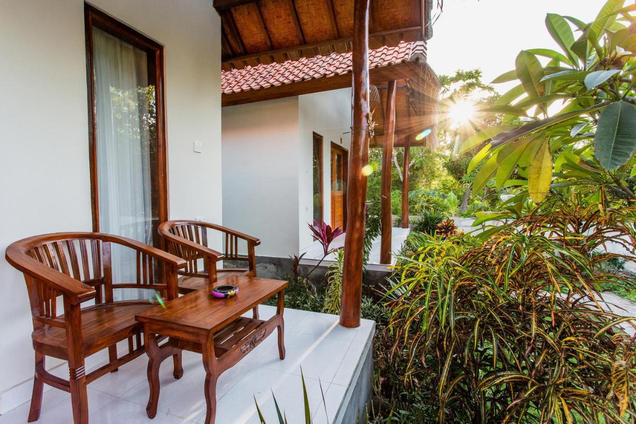 Camar Cottage & Hostel Toyapakeh Exterior foto